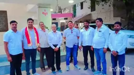 नाथद्वारा: नवनियुक्त कांग्रेस जिलाध्यक्ष आदित्य प्रताप सिंह नाथद्धारा पहुंचे, वरिष्ठ कांग्रेस नेता देवकीनंदन गुर्जर ने किया सम्मान