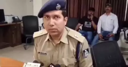मुरार: हजीरा पुलिस ने एक आरोपी को अवैध शराब के साथ गिरफ्तार किया