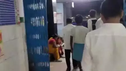 रामगढ़ चौक: नावाडीह गांव से शराब के नशे में दो शराबी गिरफ्तार, तेतरहट थाने में मामला दर्ज