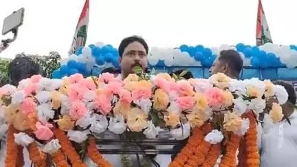 সামশেরগঞ্জ: সামশেরগঞ্জের নতুন ডাকবাংলায় তৃনমূলের প্রস্তুতি সভা থেকে গোষ্ঠী কোন্দল প্রকাশ্যে