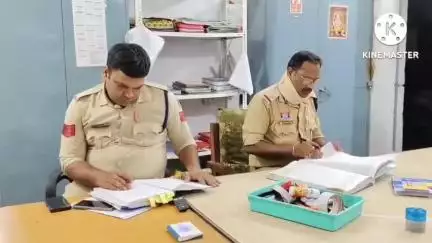 नवागढ़: गोधना गांव के सरपंच को 5 लोगों ने गाली-गलौज कर जान से मारने की दी धमकी, मामला दर्ज