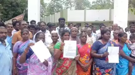 செய்யாறு: வெங்கட்ராயன் பேட்டையில் சுத்திகரிப்பு நிலையம் அமைக்க எதிர்ப்பு தெரிவித்து சார் ஆட்சியர் அலுவலகத்தை முற்றுகையிட்ட மக்கள்