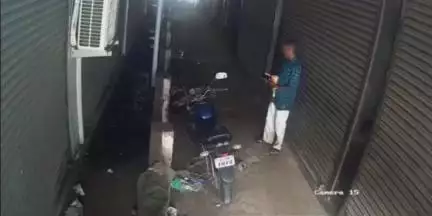 കരുനാഗപ്പള്ളി: ഓച്ചിറ ടൗണിൽ നിന്ന് സൈക്കിൾ മോഷണം, സി.സി.ടി.വി ദൃശ്യം പുറത്ത്