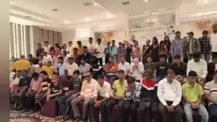 वर्धा: शहरालगत रोठा येथे दृष्टीहीन बुद्धिबळाचा थरार: 'दृष्टीचा खेळ, बुद्धीचा मेळ' स्पर्धेतून २७ खेळाडूंची पुढील स्तरासाठी निवड