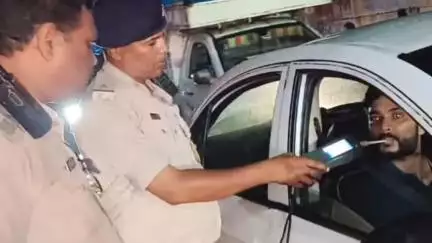 कांके: रांची के मेन रोड सहित कई इलाकों में पुलिस ने चलाया ड्रंक एंड ड्राइव अभियान