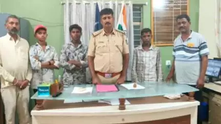 ಲಿಂಗಸುಗೂರು- ಶಾಲೆಗೆ ಹೋಗುವುದಿಲ್ಲ ಎಂದು ಮನೆ ಬಿಟ್ಟು ಹೋದ ಮಕ್ಕಳ ಪತ್ತೆ ಮಾಡಿದ ಪೋಲಿಸರು