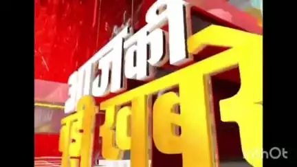 जलभराव की समस्या है जिसके चलते बिजली के खंबे से आ रहा करंट पानी  ने सड़कें की जलमग्न लोग बेहाल