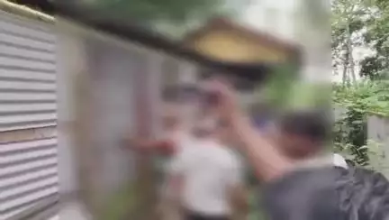 সৃজনগ্ৰাম: মেৰেৰচৰ থানা চৌহদত চিপলৈ আৰক্ষী কনিষ্ঠবলে আত্মহত্যা কৰা ঘটনাই চাঞ্চল্যৰ সৃষ্টি কৰিছে চাঞ্চল্য, দণ্ডাধীশৰ উপস্থিতিত তদন্ত