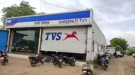 बड़वानी: बड़वानी: बाइक शोरूम का शटर उचकाकर चोरी, सीसीटीवी में कैद वारदात, पुलिस ने किया मौका मुआयना