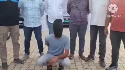 मिरज: अंकली हद्दीतील शोरुम फोडणाऱ्या टोळी प्रमुखास लवाछा येथून अटक;चारजणांची नावे निष्पन्न; एलसीबीची कारवाई
