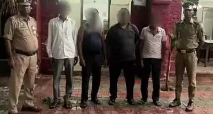 खेरागढ़: डाक बंगला के पास से पुलिस ने 4 जुआरियों को जुआ खेलते किया गिरफ्तार