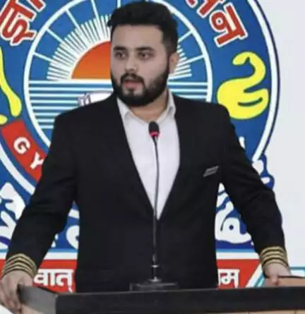 बिहार के मंत्री ने दिया बड़ा बयान; 'सायण कुणाल RSS के कोटा से आए हैं'