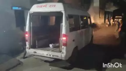 बैहर: पुलिस-नक्सली मुठभेड़ में मारे गए चार नक्सलियों का अधिकारियों की मौजूदगी में विधि-विधान से अंतिम संस्कार