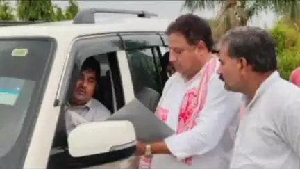 अटेली: संगठन सृजन कार्यक्रम के तहत सांसद कुलदीप इंदौरा ने अटेली में कार्यकर्ताओं से की मुलाकात