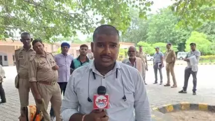 कन्नौज: इन्दरगढ़ क्षेत्र के कछपूरा गांव निवासी युवक के शव मिलने के मामले में परिजनों ने कलेक्ट्रेट में भूख हड़ताल की, जानिए