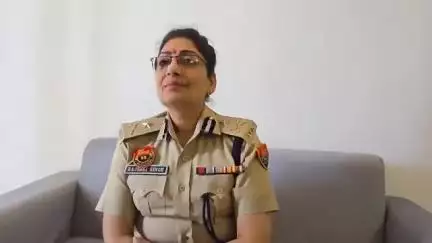 झज्जर: बहादुरगढ़, झज्जर में पेंशन खाते से गायब हुए ₹6.50 लाख, पासबुक चेक कराने पर फ्रॉड का पता चला