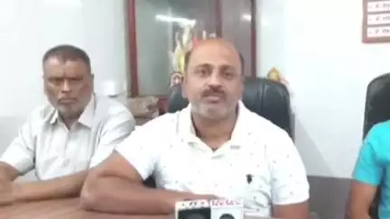 शिरोळ: शासकीय कागदपत्रांचे पूर्तता करूनच भक्तनिवास बांधकाम करणार दत्त देवस्थानचे अध्यक्ष वैभव काळु पुजारी #Jansamasya