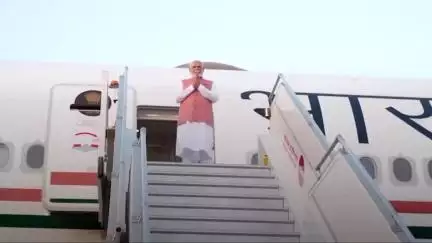 प्रधानमंत्री Narendra Modi तीन देशों की अपनी यात्रा के अंतिम चरण में क्रोएशिया के लिए रवाना हो गए हैं।