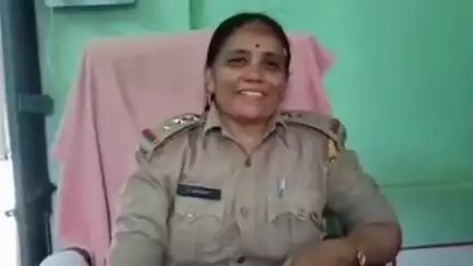 గుంతకల్లు: గుత్తి ఎక్సైజ్ పోలీస్ స్టేషన్ పరిధిలోని పెద్దవడుగూరులో మద్యం దుకాణం ఏర్పాటుకు దరఖాస్తులు ఆహ్వానం, సీఐ ఉమాదేవి