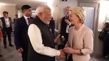 प्रधानमंत्री नरेंद्र मोदी 51वें G7 शिखर सम्मेलन के अवसर पर EU Commission की अध्यक्ष Ursula von der Leyen से मुलाकात की।