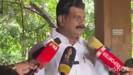 ഏറനാട്: ആര്യാടൻ ഷൗക്കത്ത് ആർ.എസ്.എസ് പിന്തുണക്കാരനെന്ന് പി.വി അൻവർ ഒതായിയിലെ വസതിയിൽ പറഞ്ഞു