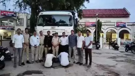 सीहोर नगर: थाना कोतवाली पुलिस ने की बड़ी कार्रवाई, चोरी हुए डंपर को बरामद कर दो आरोपियों को किया गिरफ्तार
