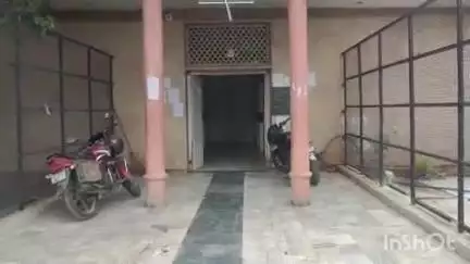 फिरोज़ाबाद: थाना उत्तर क्षेत्र में पुराने थाने के सामने कुछ दूरी पर नाली में मिला अज्ञात व्यक्ति का शव, शिनाख्त नहीं हुई