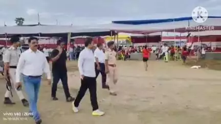 छपरा: डीएम ने जेपी यूनिवर्सिटी में गृह रक्षक परीक्षा केंद्र का किया निरीक्षण