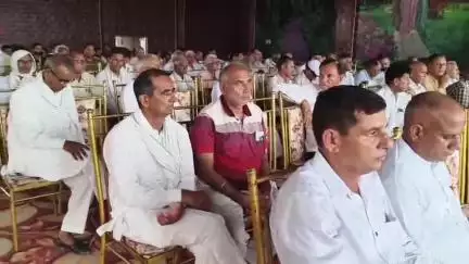 इंद्री: आज इंद्री में काम्बोज समाज ने हिसार यूनिवर्सिटी के वाइस चांसलर बी आर काम्बोज के समर्थन में की मीटिंग