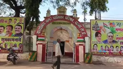 पन्ना: वार्ड क्रमांक-17: पत्नी ने जीवित पति का मृत्यु प्रमाणपत्र बनवाकर प्रेमी से रचाई शादी