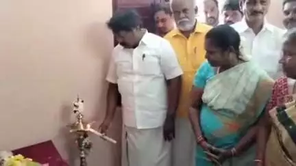 வேப்பந்தட்டை: வாலிகண்டபுரத்தில் ₹12 லட்சம் மதிப்பீட்டில் புதிய கட்டிடத்தை குத்துவிளக்கேற்றி பயன்பாட்டிற்கு கொண்டு வந்த பிரபாகரன் MLA