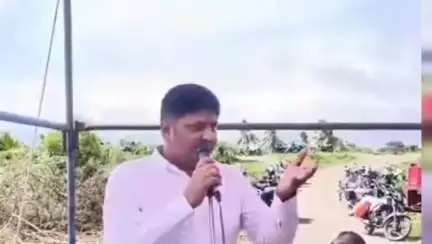 राहुरी: हिंदूंना मारलेल्या अतिरेक्यासोबत पार्टी करणाऱ्याला भाजपने दिला पक्षप्रवेश, माजी मंञी प्राजक्त तनपुरेंची टिका