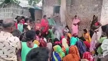 मोहिउद्दीननगर: पुरुलिया: ब्रह्मपुरा के युवक की मौत, एंबुलेंस से शव गांव पहुंचा