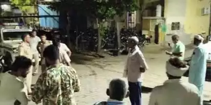 निवाई: चैनपुरा रेलवे फाटक के समीप मंगलवार की देर शाम 17 वर्षीय छात्रा ने ट्रेन के आगे आत्महत्या की