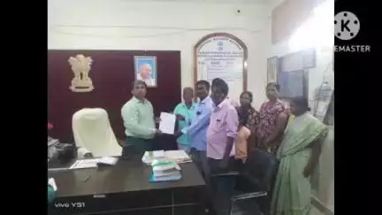 గుంతకల్లు: రాష్ట్రంలో అఘాయిత్యాలకు పాల్పడుతున్న వారిపై చర్యలు తీసుకోండి, గుంతకల్లు ఆర్డీఓ శ్రీనివాస్ కు ఏఐకేఎంఎస్ నాయకులు వినతి