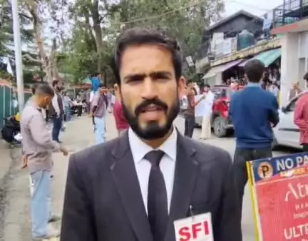 शिमला ग्रामीण: एचएएयू हिसार में प्रशासन द्वारा विद्यार्थियों पर किए लाठीचार्ज के विरोध में SFI ने विश्वविद्यालय में किया धरना-प्रदर्शन