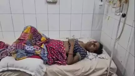 हमीरपुर: मुंडेरा गांव में बारिश के कारण दीवार ढहने से महिला दबकर हुई घायल