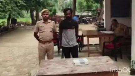 मितौली: नीमगांव थाना पुलिस ने सरैया गांव से अभियुक्त मतीउल्लाह को अवैध तमंचा व कारतूस के साथ किया गिरफ्तार