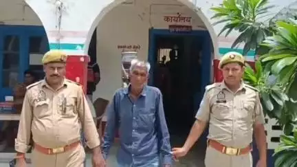 तिलहर: खुदागंज पुलिस ने बैंक से चेक बाउंस मामले में वांछित अभियुक्त को भुन्डी गांव से किया गिरफ्तार