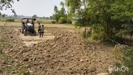 भोगांव: बेवर क्षेत्र में दबंगों ने खेत की मेड को जुतवाकर अपने खेत में मिलाया, पीड़ित ने थाने में की शिकायत
