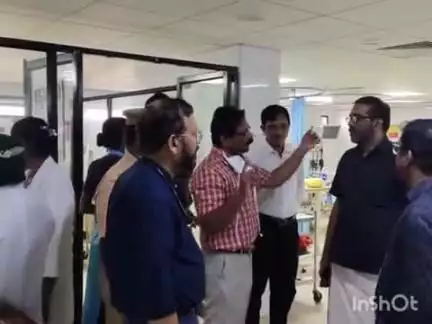 അമ്പലപ്പുഴ: വണ്ടാനം മെഡിക്കൽ കോളജ് ആശുപത്രിയിൽ ശ്വാസകോശ പുനരധിവാസ ചികിത്സാ വിഭാഗം എച്ച്. സലാം എം.എൽ.എ ഉദ്ഘാടനം ചെയ്തു