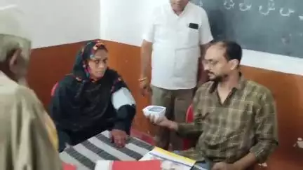 बुरहानपुर: खैराती बाजार वार्ड में प्रिशियस अस्पताल द्वारा नि:शुल्क स्वास्थ्य शिविर, चेकअप के साथ दवाइयां वितरित
