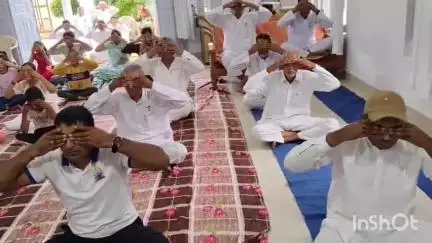 चरखी दादरी: ब्रह्माकुमारीज सेवाकेंद्र कादमा में आयुष विभाग व जिला प्रशासन द्वारा योग प्रोटोकॉल प्रशिक्षण आयोजित