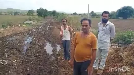 चिखलदरा: तलाई गावातील रस्ता लवकरात दुरुस्त करा;गावकऱ्यांची मागणी