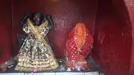 कन्नौज: कन्नौज शहर के लुधपुरी मोहल्ले में शनिदेव जी के साथ ब्रह्मदेव का सिद्ध स्थान, यहां हर भक्त की मनोकामना होती है पूरी