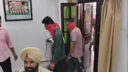 ਸੰਗਰੂਰ: ਸੰਗਰੂਰ ਪੁਲਿਸ ਨੂੰ ਮਿਲੀ ਵੱਡੀ ਸਫਲਤਾ ਜਾਲੀ ਦਸਤਾਵੇਜ਼ ਲਗਾ ਜਮਾਨਤ ਕਰਾਉਣ ਵਾਲੇ ਪੰਜ ਵਿਅਕਤੀਆਂ ਨੂੰ ਕੀਤਾ ਗ੍ਰਿਫਤਾਰ
