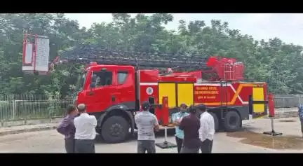 વઢવાણ: સુરેન્દ્રનગર મહાનગરપાલિકાની ફાયર એન્ડ ઇમરજન્સી સર્વિસની સુવિધામાં વધારો 87 મીટર કરવામાં આવી