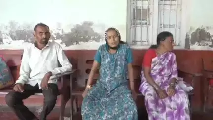 ಚಿತ್ರದುರ್ಗ: ಜಿಲ್ಲಾಸ್ಪತ್ರೆಯಲ್ಲಿ ಮಹಾ ಎಡವಟ್ಟು, ಹೆರಿಗೆ ವೇಳೆ ಸತ್ತ ಶಿಶುವನ್ನು 8 ದಿನವಾದ್ರೂ ತಾಯಿಗೆ ತೋರಿಸದ ವೈದ್ಯರು
