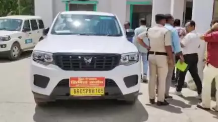 सुगौली: सुगौली सामुदायिक स्वास्थ्य केंद्र का जिला सिविल सर्जन ने किया निरीक्षण, परिसर को साफ रखने के दिए निर्देश