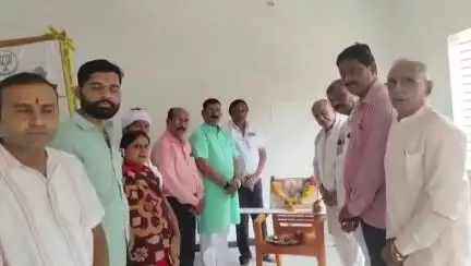 ठीकरी: ठीकरी भाजपा मंडल ने भाव सिंह बाबा मंदिर में संकल्प से सिद्धी अभियान के अंतर्गत संकल्प सभा का किया आयोजन